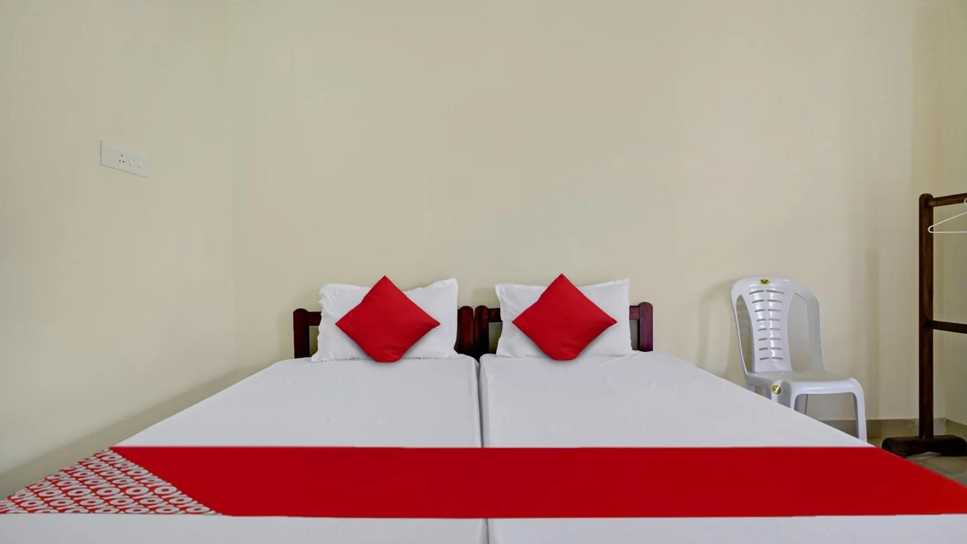 Oyo Flagship Lulu Home Munnar Hotel