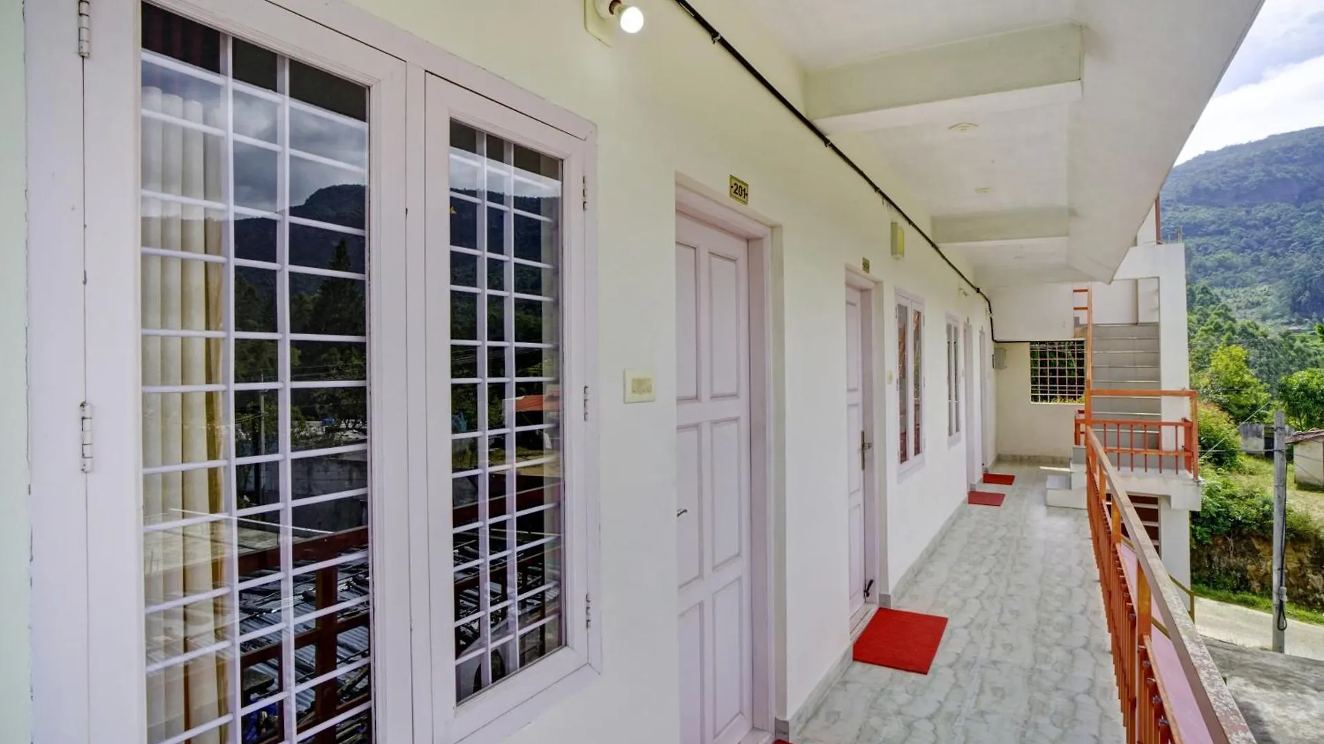 Oyo Flagship Lulu Home Munnar 3*,  India