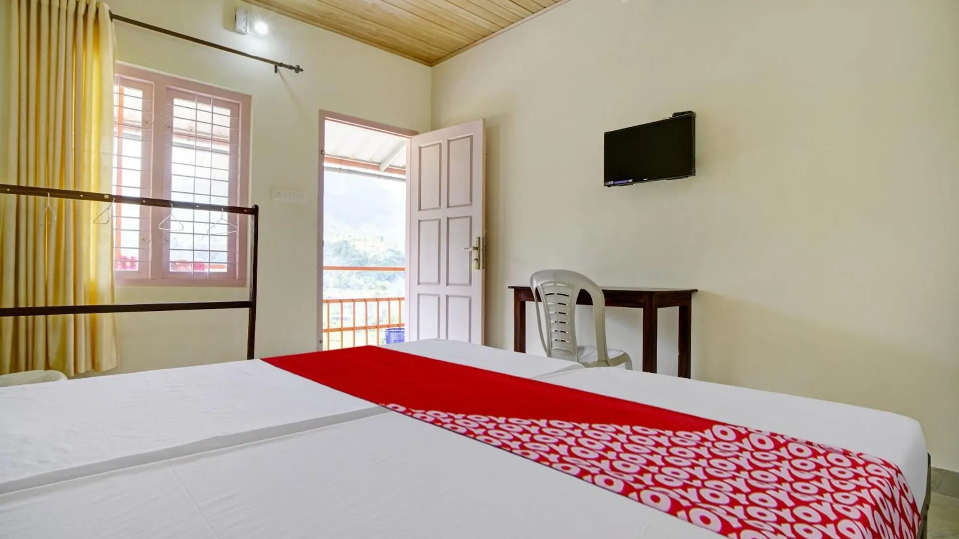 *** Hotel Oyo Flagship Lulu Home Munnar India