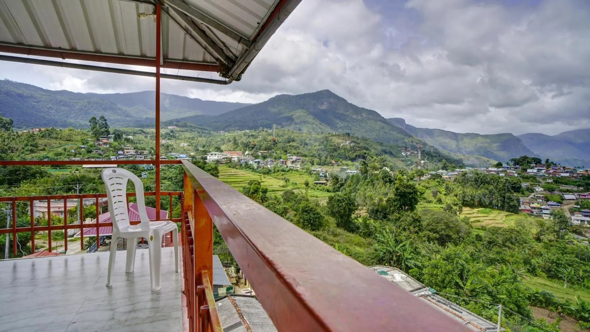 *** Hotel Oyo Flagship Lulu Home Munnar India
