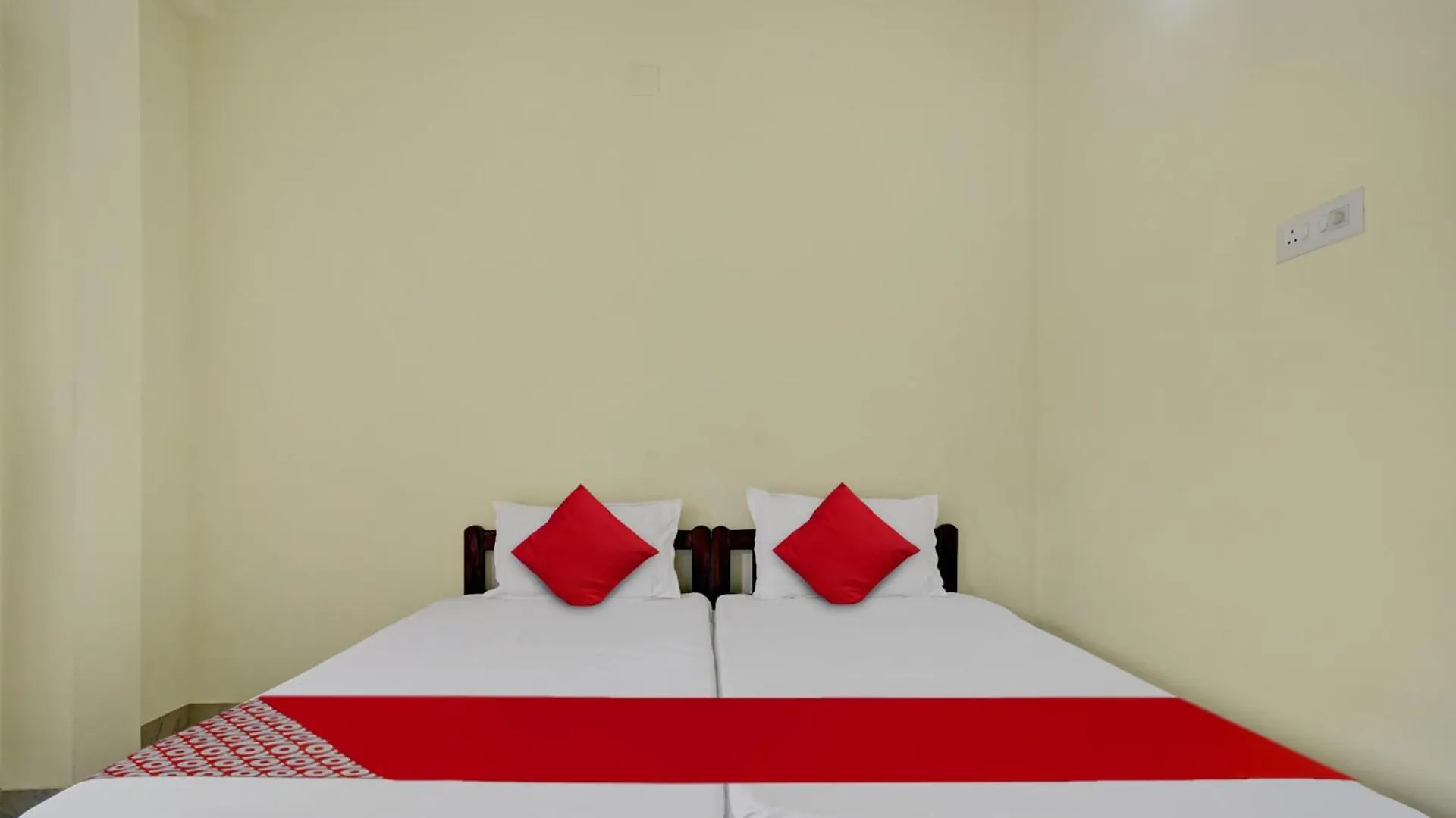 Oyo Flagship Lulu Home Munnar India