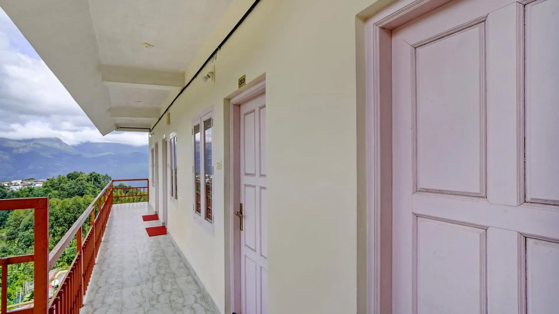 Hotel O Lulu Home Munnar India